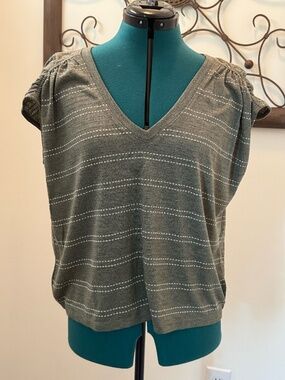 Loft Outlet Green Top Sz Med NWT